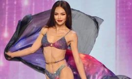 Thí sinh Hoa hậu Hoàn vũ Thái Lan diễn bikini trong đêm bán kết 