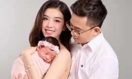 Á hậu Thúy An lần đầu khoe con gái