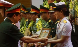 Trung úy Thanh Mai là một trong 24 cá nhân được Bộ Quốc phòng tặng Bằng khen về thành tích xuất sắc tại Army Games 2019. ẢNH: NGUYỄN MINH