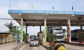 Trạm thu phí BOT Cầu Rác (Hà Tĩnh). Ảnh: PV