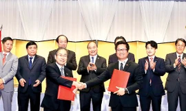 Việt Nam- Nhật Bản ký kết hợp tác đầu tư gần 10 tỷ USD