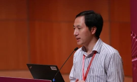 Hạ Kiến Khuê tại Hội nghị chỉnh sửa gene quốc tế lần 2 tại Hongkong hôm 28/11