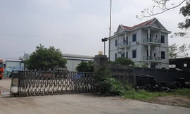 Khu đất ruộng của người dân đã được doanh nghiệp xây dựng công trình