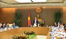 Bộ trưởng, Chủ nhiệm VPCP Mai Tiến Dũng làm việc với các bộ ngành về triển khai thực hiện nhiệm vụ được giao. Ảnh: Đoàn Bắc