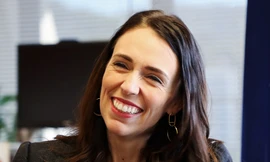 Bà Jacinda Ardern