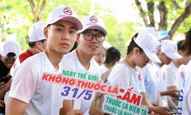 Thanh niên Việt Nam nói không với thuốc lá