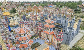 'Thành phố lăng' xa hoa bậc nhất xứ Huế 