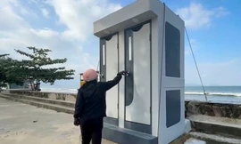 Du khách ‘đứng hình’ vì nhà vệ sinh công cộng ở bãi biển Đà Nẵng
