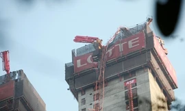 Vụ sập cần cẩu tại tòa nhà