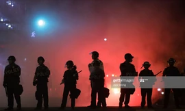 Số lượng sĩ quan Mỹ nghỉ việc tăng mạnh giữa làn sóng biểu tình sắc tộc