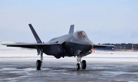 Mỹ ngừng cung cấp phụ kiện máy bay F-35 cho Thổ Nhĩ Kỳ do lo ngại quốc gia này tiếp nhận hệ thống phòng không S-400 của Nga
