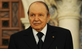 Tổng thống Algeria Abdelaziz Bouteflika rất ít khi xuất hiện trước công chúng kể từ khi bị đột quỵ năm 2013. Ông sẽ sớm chuyển giao quyền lực của mình vào cuối tháng này