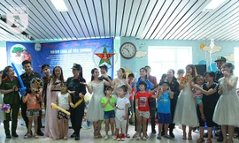 Một trung thu đến sớm và chứa đứng biết bao yêu thương tại Bệnh viện K