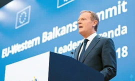 Quan hệ đồng minh Mỹ-châu Âu đối diện nguy cơ tan vỡ