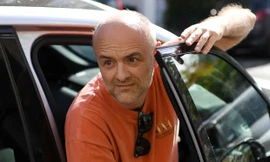 Cố vấn thủ tướng Anh bị tố “xé rào” trong thời gian phong tỏa toàn quốc.