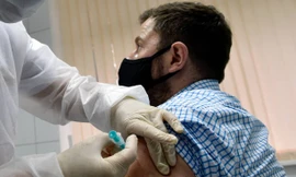 Nga tiêm vắc-xin COVID-19 cho người vô gia cư