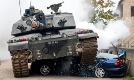 Challenger-II được nâng cấp hệ thống nhìn đêm.