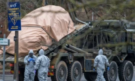 Lực lượng điều tra của Anh tại hiện trường vụ đầu độc ông Skripal và con gái hồi tháng 3.2018 