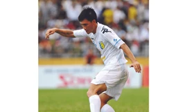 Công Vinh phủ nhận giao kèo trọn đời với T&T