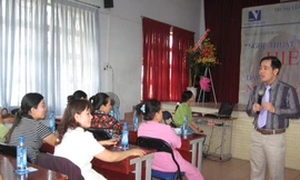 Dạy giới tính lệch lạc