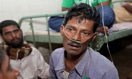 Ấn Độ:102 người chết vì uống rượu độc