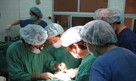 Chữa rò hậu môn bằng phẫu thuật