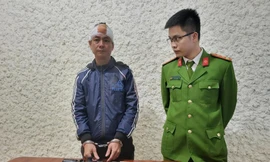 Khởi tố kẻ nổ súng bắn chim gây chết người 