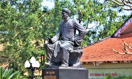 Chiêm ngưỡng 1.000 hiện vật quý về Đại thi hào Nguyễn Du