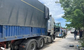 Tài xế tử vong trong cabin xe container