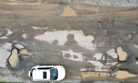 Ổ voi, vết hằn lún trên đường ven biển nghìn tỷ ở Hà Tĩnh 