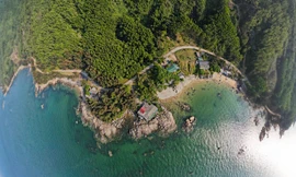 Bãi tắm hoang sơ, nước biển xanh ngắt ở ‘thiên đường' du lịch Hà Tĩnh