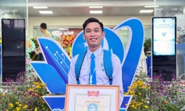 Thủ lĩnh sinh viên mê luật 