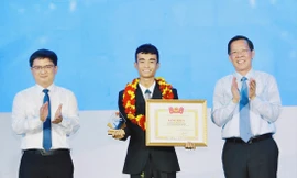 'Ve chúa' xóa điểm đen rác thải