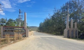 'Bắt bệnh' cụm công nghiệp ế ẩm ở Kon Tum 