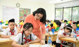 Hàng nghìn giáo viên vẫn ngóng thưởng 