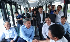 15 tuyến xe buýt Hà Nội được 'xanh hoá'