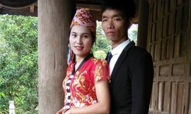 Khu Văn Tuyền và Y Hiệp 