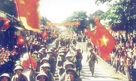 Những bộ phim đầu tiên về chiến dịch Điện Biên Phủ