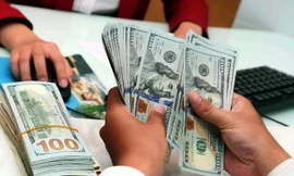 Bất ngờ USD ngân hàng lập đỉnh mới