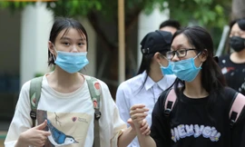 Ở các kỳ thi trước, một số thí sinh ngủ quên, đến điểm thi muộn giờ 