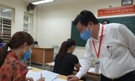 Kiểm tra công tác chấm thi tại địa phương. Ảnh: Diệp An 