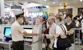 Hành khách đi lại dịp lễ 30/4, 1/5 tăng mạnh 