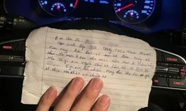 Lỡ va phải ô tô khi trời mưa, nam sinh lớp 8 để lại mảnh giấy kèm lời nhắn nhủ đáng khen