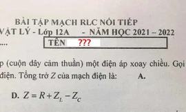 Giáo viên phát phiếu bài tập cho học sinh, xem phần điền tên khiến tất cả "rơi nước mắt"