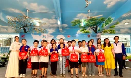 Hà Nội: Tween trường Tiểu học Yết Kiêu hứng thú với những bài học về An toàn giao thông