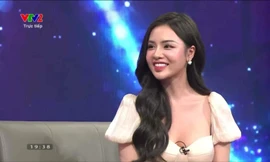 Nhan sắc hotgirl phát ngôn nhầm lẫn trên truyền hình khiến BLV phải lập tức "chữa cháy"