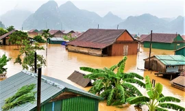 Khi nào thì khu vực miền Trung mới chấm dứt đợt mưa lũ kéo dài?