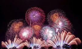 Hai điểm bắn pháo hoa tại Hà Nội dịp kỷ niệm 50 năm Ngày Giải phóng miền Nam