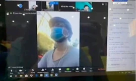 Đang học online thì mẹ bắt đi chợ, nam sinh đã xử trí thế nào mà khiến dân mạng phì cười?