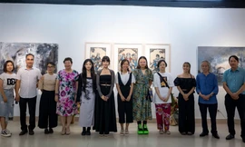 Defiant Vision: Triển lãm của Gen Z về môi trường sống trong xã hội hiện đại